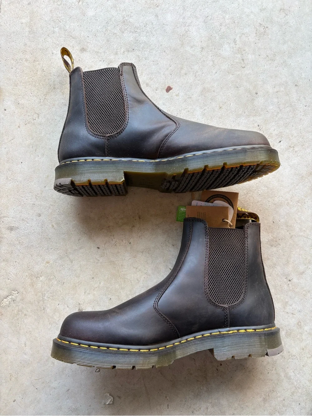 Dr. Martens 2976 Bex Chelsea Boots Dark Brown Crazy Horse Leather